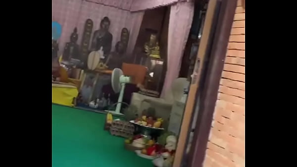 Do you like how this temple looks?  Wow, Thailand has so much to offer! The amazing temples are truly a sight to beh... 