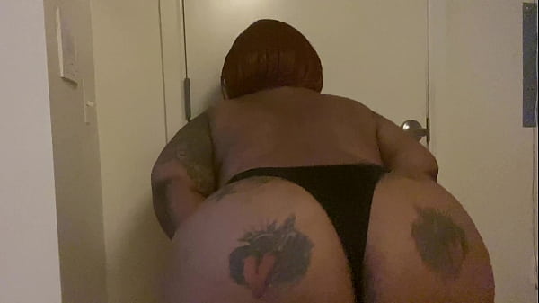 Vogue This Ass OnDa Weekends Lol