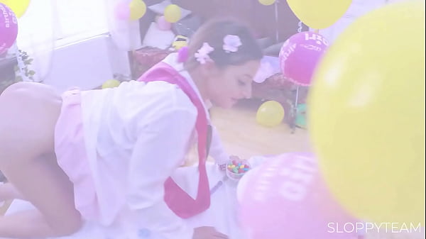 Nonton Birthday Cake Smashed Deep Throat Food Fetish thumbnail