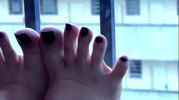 Beautiful Mistress Teasing With Her_Long Toes And Wonderful_Feet