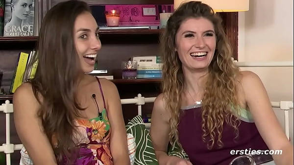 Play MP4 - Cute Babes Talk About Themselves and Kiss