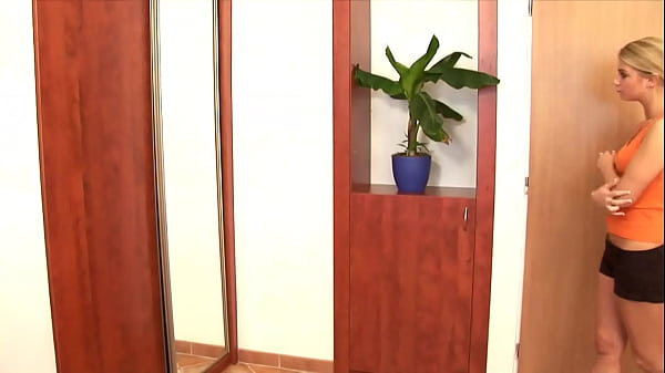 Nonton You Dig My Hot Cunt??? thumbnail