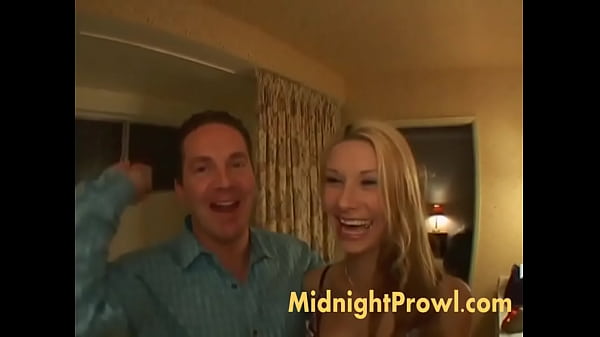 Play MP4 - Crystal Ray with sexy body and Blowjob Slut