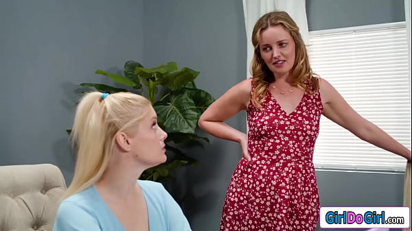 Play MP4 - Cheating on wife with my stepdaughter right under her nose