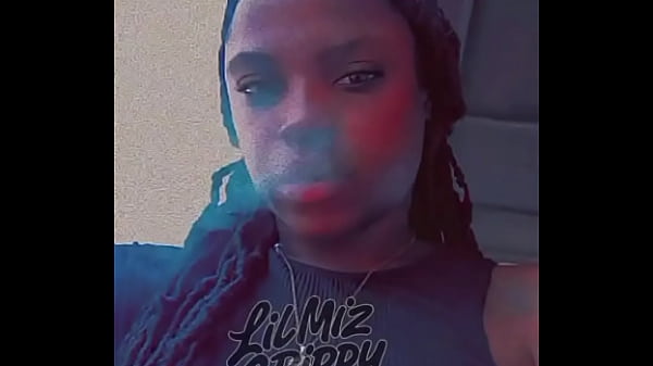 Happy tuesday ft the tightest girp i'm feeling healthy and happy working i'll be back right afte 