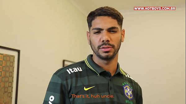 Botei meu tio pra mamar 