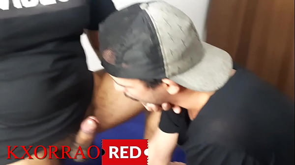 Play MP4 - RABUDO SE ARREGANHOU PRA DAR PRO NOVINHO E PRA MIM&excl; Video completo no meu XVIDEOS RED