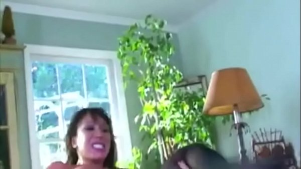 Play MP4 - very naughty clips