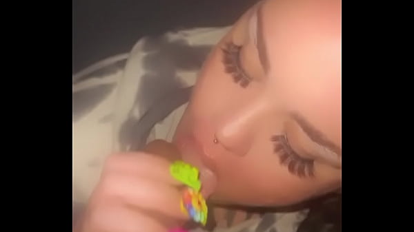 Cute cum slut_takes bbc from stranger_outside