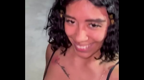 Play MP4 - Por si alg&uacute;n vecino ve esto&comma; era sudor no se saquen de onda