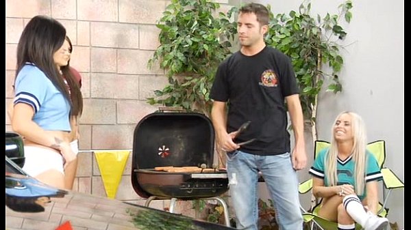 Not Monday Night Football XXX_scene 1