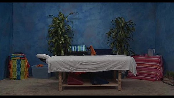 Nonton Skinny Playgirl Enjoys Unfathomable Insertion thumbnail