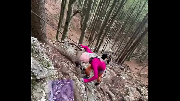 Nonton Climbing Uphill On Trail Running Is Always Exhausting... Carry Me! ??️what&rsquo;s Your Trick For Getting Through The... thumbnail