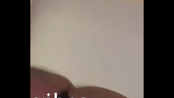 Nonton Slutty thumbnail