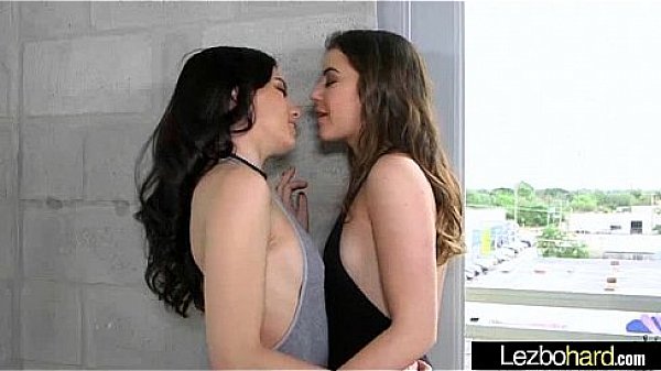 (Bobbi Dylan & Kylie Quinn) Teen Lesbos Make Love Sex Scene On Camera mov-08 