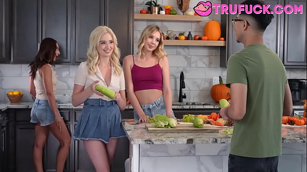 Play MP4 - Thankful For Stepbros