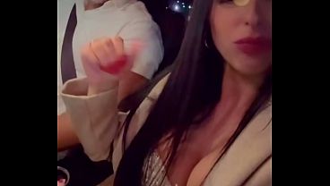 Casadinha Brasileira Deliciosa E Safada, Fica Cheia De Tes&atilde;o Em Casa, Vai Para A Balada, Arruma Um Pauzudo, Fode Ele E Ainda Humilha O Corno Manso. thumbnail