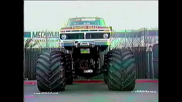 Nonton Super Leatherman's Super Strength thumbnail