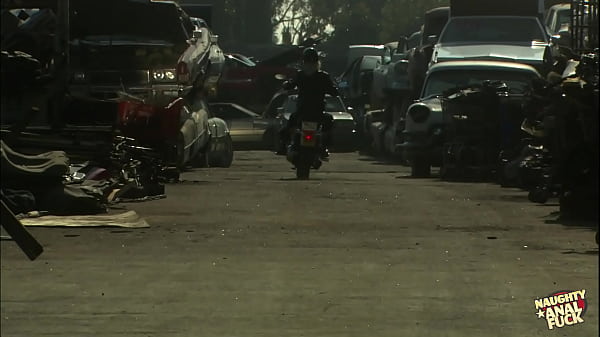 Nonton He Approached With The Confidence Of A True Alpha Male To Engage With This Woman And Her Flawless Physique. thumbnail