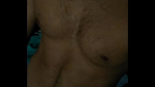 Pelado novinho no quarto 