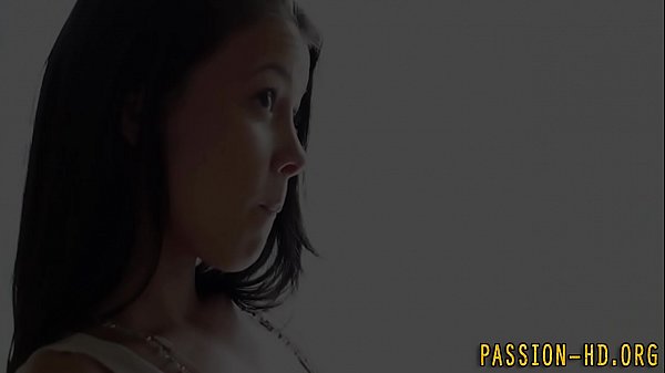 Nonton Tiny Teen Gets Hardcore thumbnail