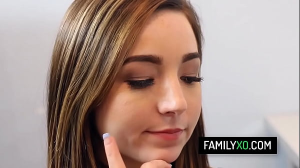 Horny_stepdaughter Bambi Brooks seduces her stepdad athis work place