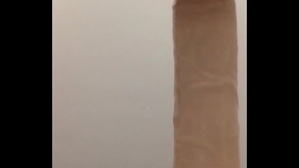 Play MP4 - Straight white boy takes thick dildo for first time