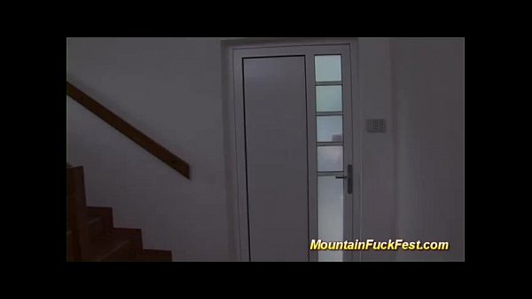 Play MP4 - mountain threesome with black skinny