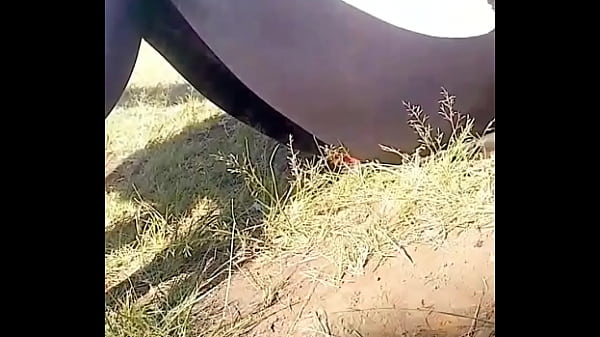 Play MP4 - El novio la dejo sola a esta hermosa milf y me aprovecho para llevarla a casa y follarla parte 1&sol;2