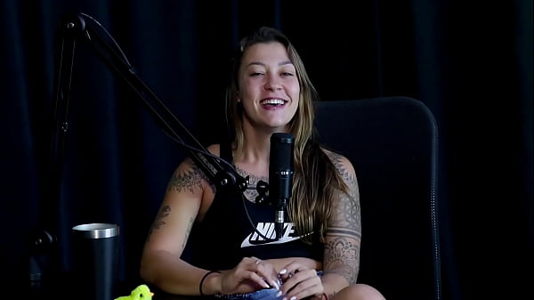 Veja a entrevista safada e cheia de putaria com a flor de damiana com vov&ocirc; moai no porn cast brazil parte 3 watch sheer red 