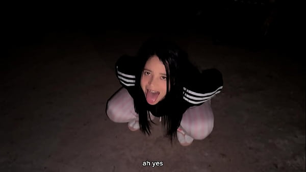 Play MP4 - I meet my Stepcousin on the roof