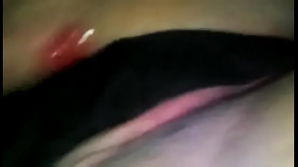 Mi vecina bien caliente me env&iacute;a v&iacute;deos