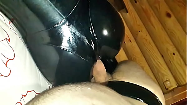 Play MP4 - Me fucking my wife's big ass in black latex catsuit at home