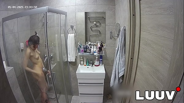 Luuv kareflore tears and joy in the shower processing her boyfriend's deep love