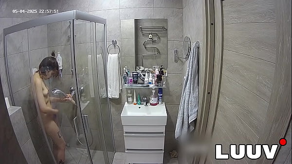 LUUV Kareflore tears and joy in the showerprocessing her_boyfriend s deeplove