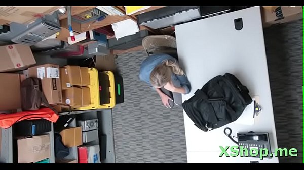 Aphrodisiac gal_Emma Hixblows prick