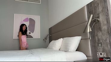 Nonton Sloppy Blowjob Pov Eye Contact Deepthroat Cum In Mouth Swallow thumbnail