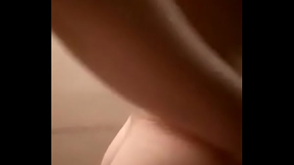 Play MP4 - mi puta quiere que todos miren  sus nalgas hermosas