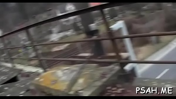 Girl gets_down andbawdy