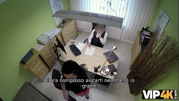 VIP4K. La figlia_milionaria non può pagare le tassee ha bisogno di un prestito
