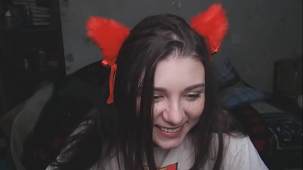 Play MP4 - Catgirl gives you a blowjob while you play with her