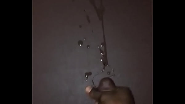 Thick cum shoots from bbc 