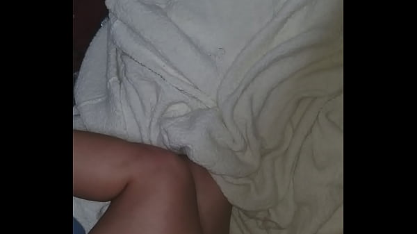 Play MP4 - Cuban Nympho