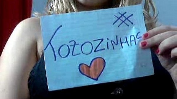 Nonton Vivian Stripper - Totozinhas thumbnail