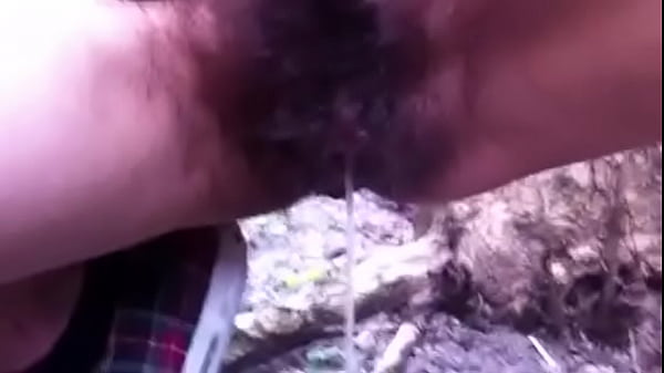 Outdoor pissing