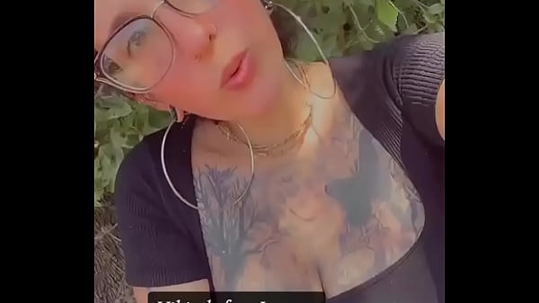 Nonton When You Got A Titty Tan & Walked 4 Miles Today Talk About A Good Day. Seaworld Was Funnnnn ? thumbnail