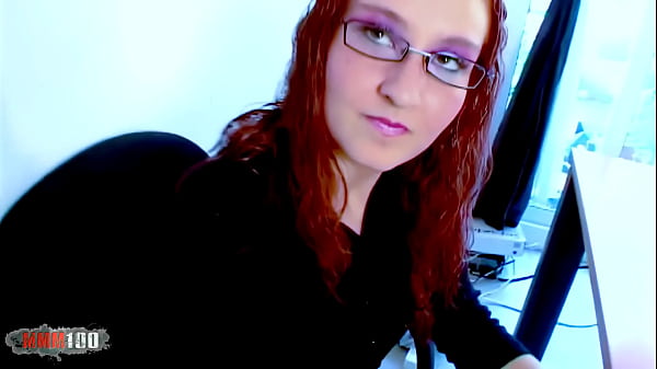 Youg redhead Lola Bella playing anal Teacher in theclassroom