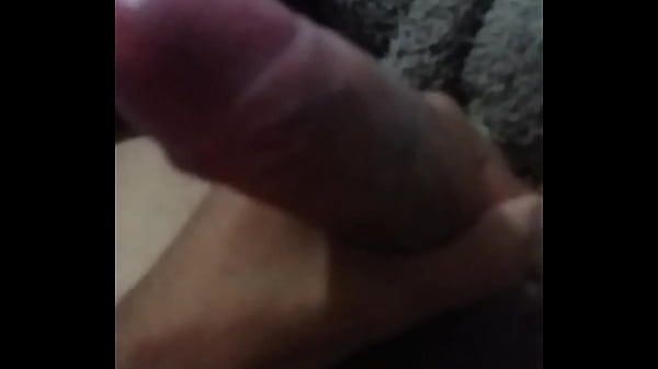 punhetando no quarto 