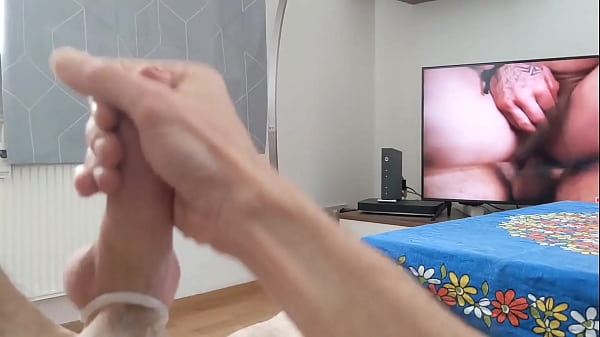 Play MP4 - Watching Gay-porn Cumshot&excl; 2