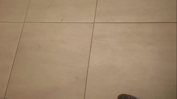 Nonton Windy Ass Upskirt.mov thumbnail